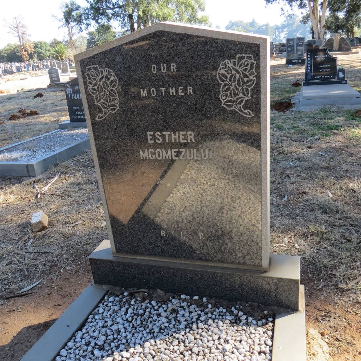 MGOMEZULU Esther