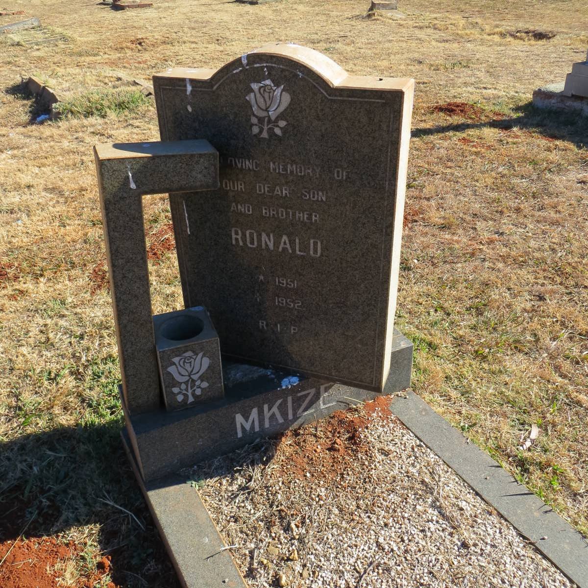 MKHIZE Ronald 1951-1952