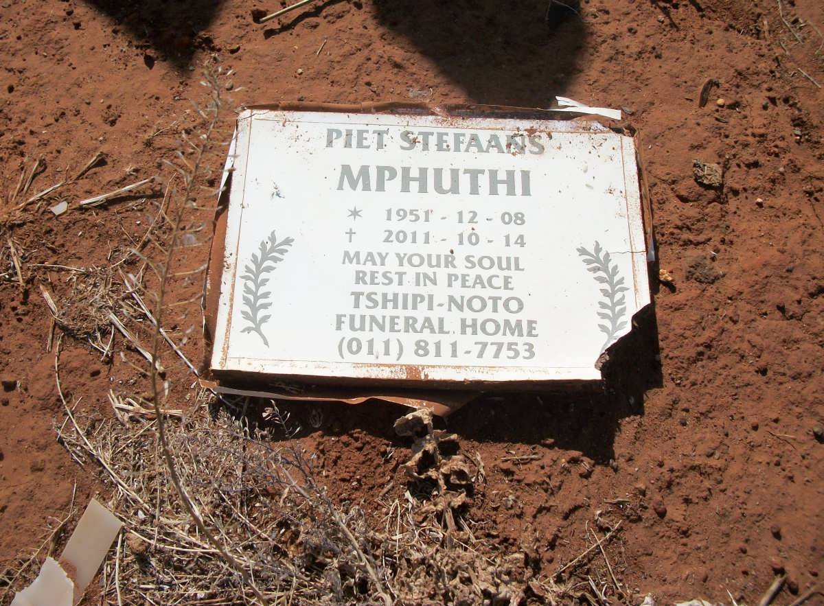 MPHUTHI Piet Stefaans 1951-2011