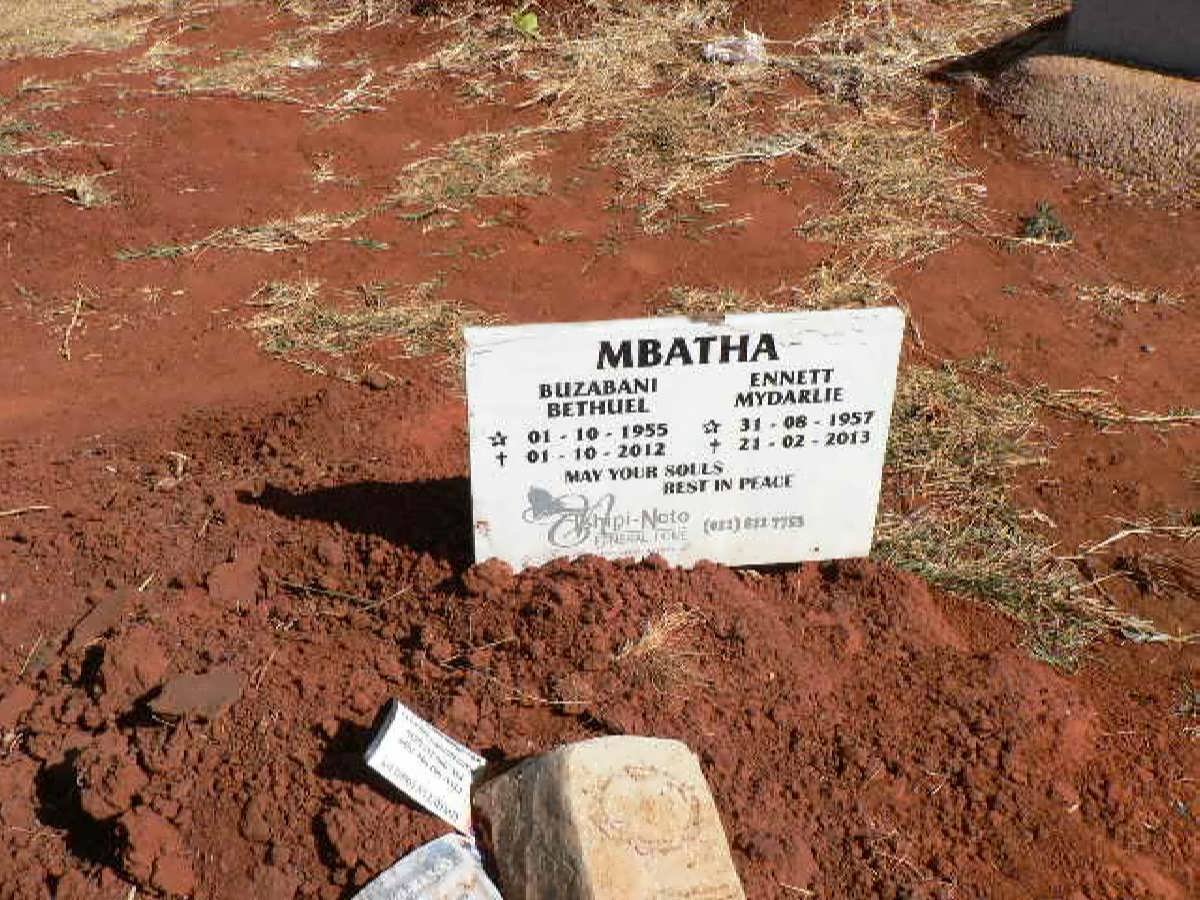 MBATHA Buzabani Bethuel 1955-2012 :: MBATHA Ennett Mydarlie 1957-2013