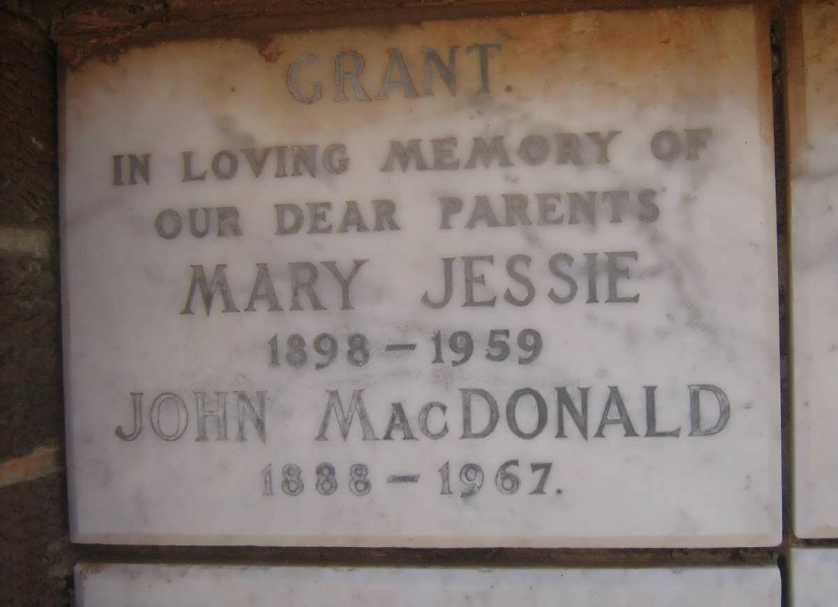 MacDONALD John 1888-1967 &amp; Mary Jessie 1898-1959