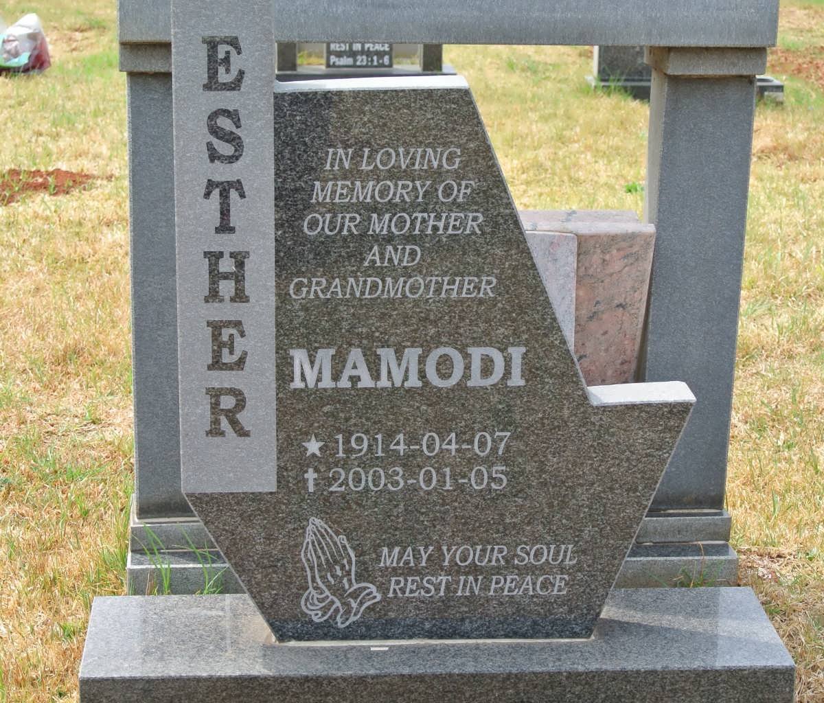 MAMODI Esther 1914-2003