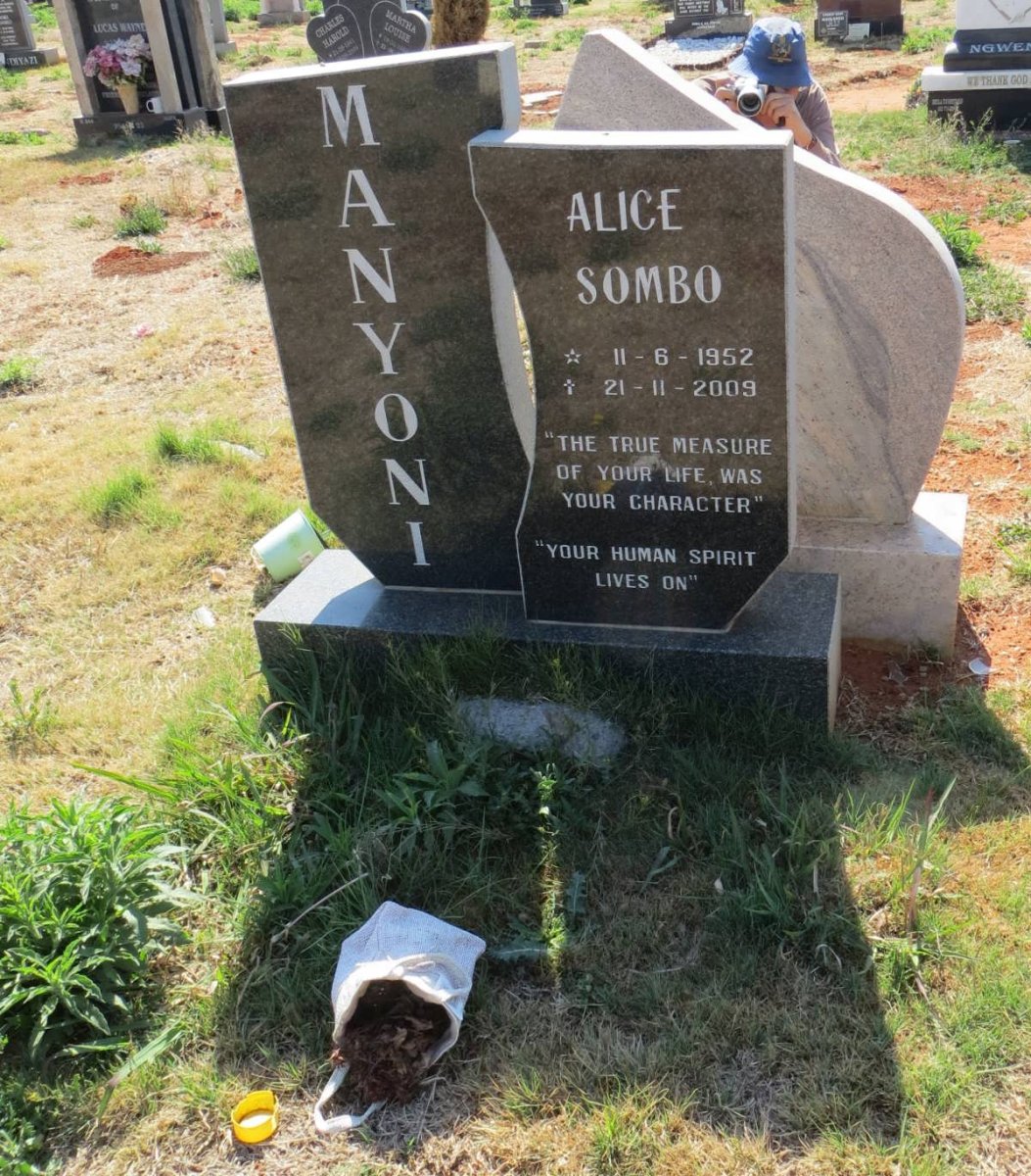 MANYONI Alice Sombo 1952-2009