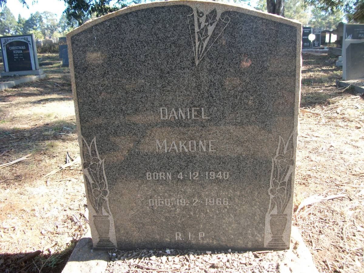 MAKONE Daniel 1940-1966