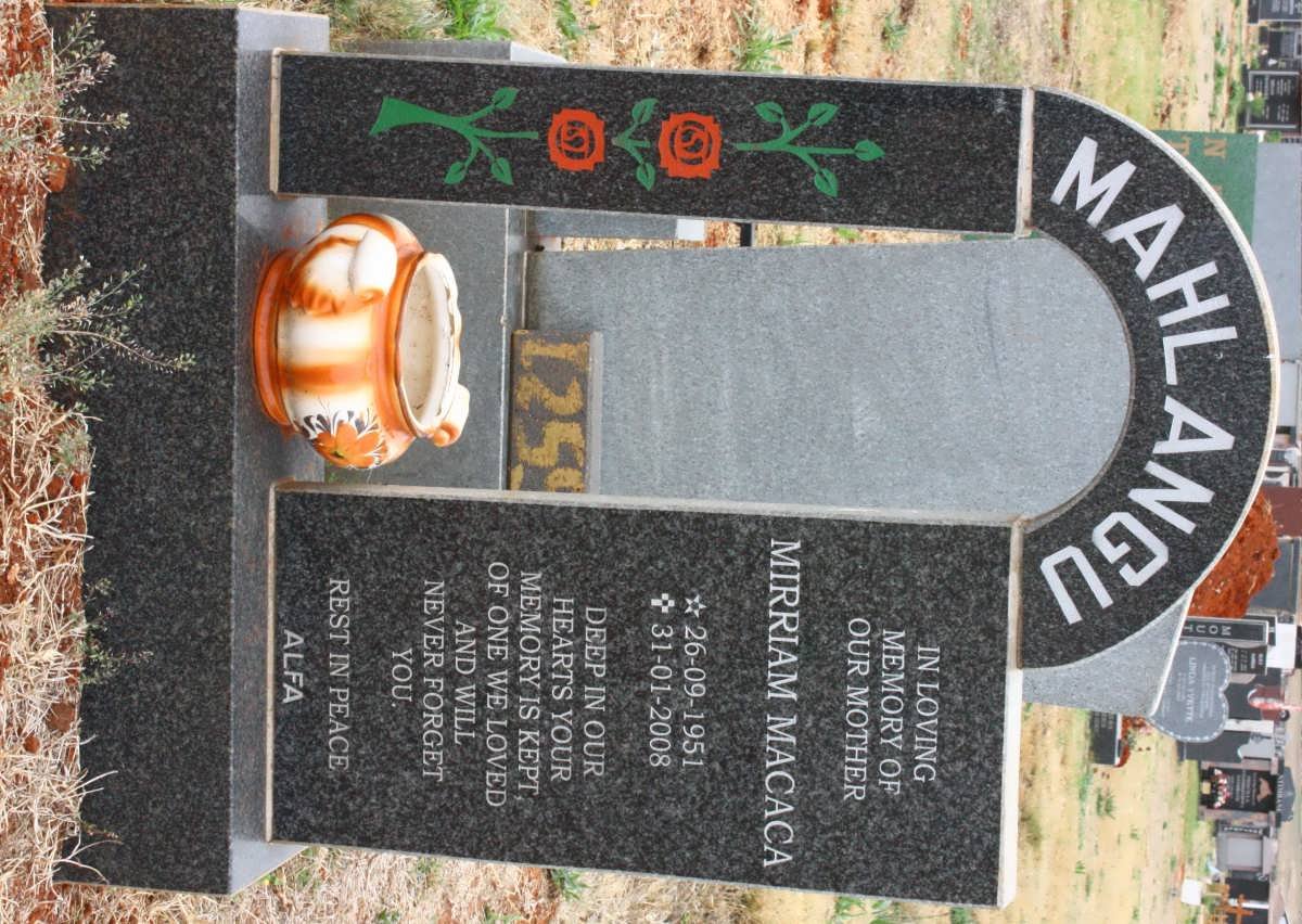 MAHLANGU Mirriam Macaca 1951-2008