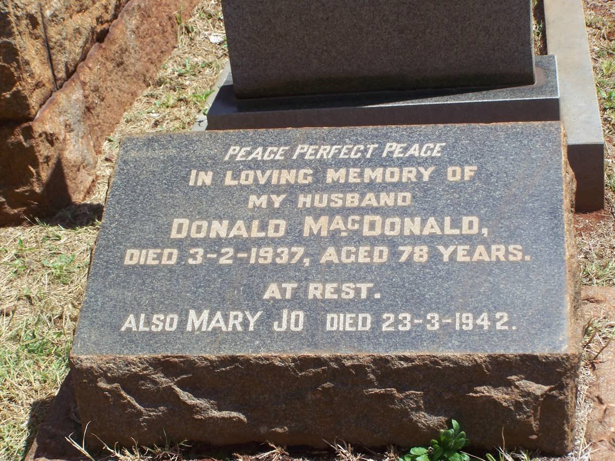 MACDONALD Donald -1937 &amp; Mary Jo -1942