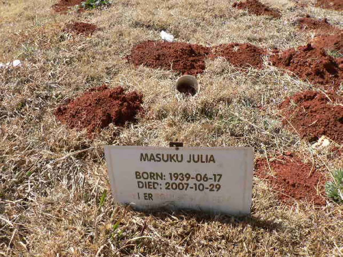 MASUKU Julia 1939-2007