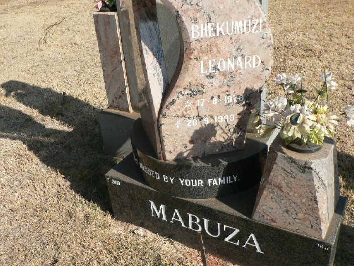 MABUZA Bhekumuzi Leonard 1978-1999