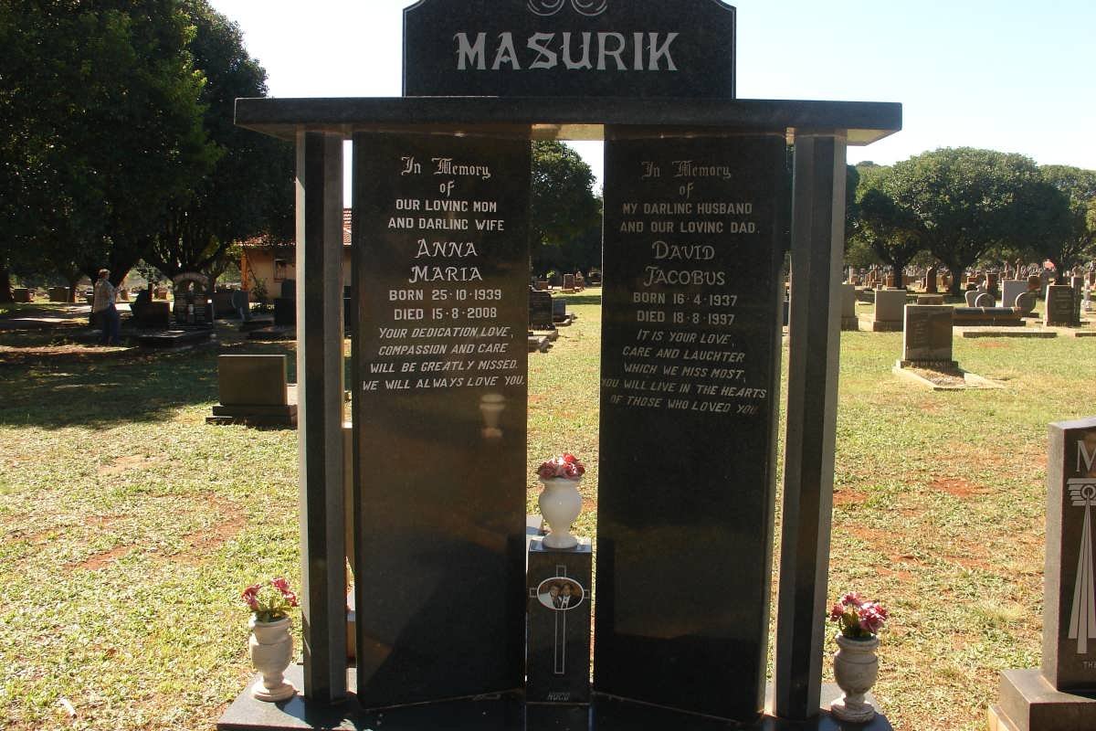 MASURIK David Jacobus  1937-1997 &amp; Anna Maria 1939-2008