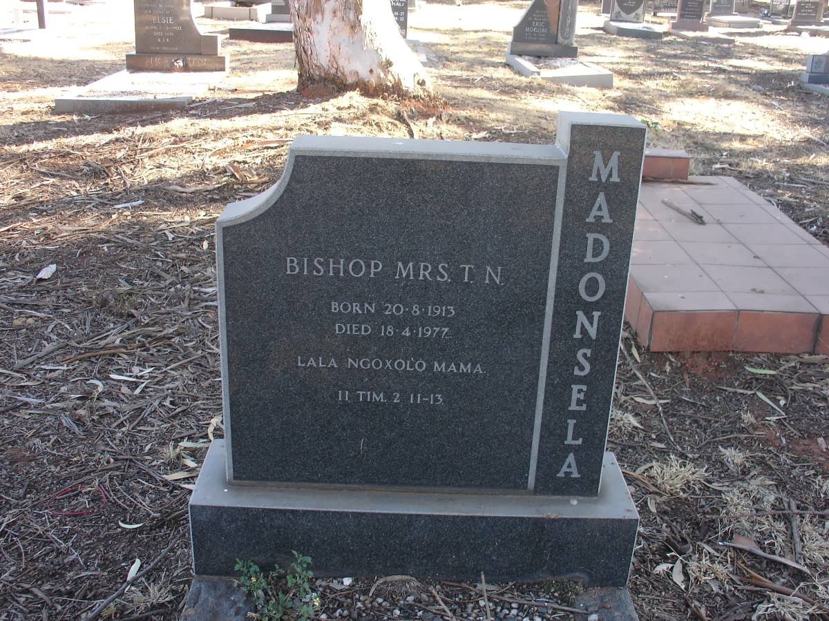 MADONSELA Bishop Mrs T.N. 1913-1977