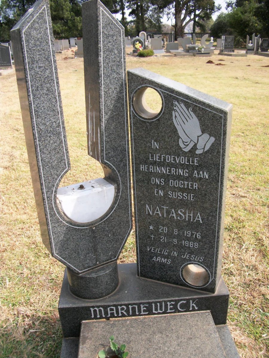 MARNEWECK Natasha 1976-1988