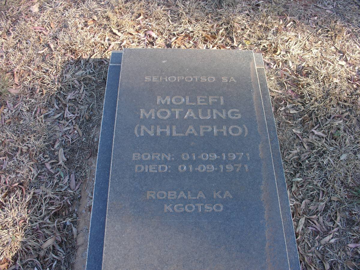 MOLOFI Motaung 1971-1971