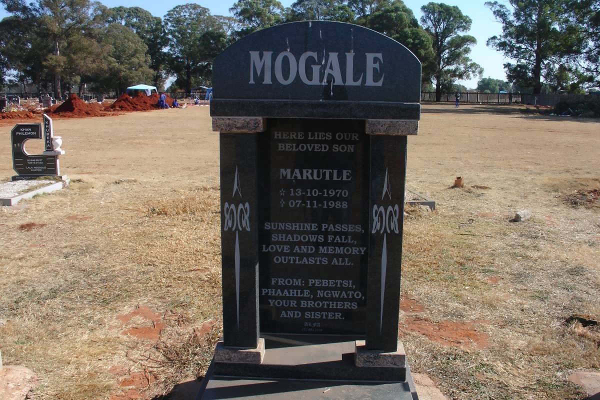 MOGALE Marutle 1970-1988