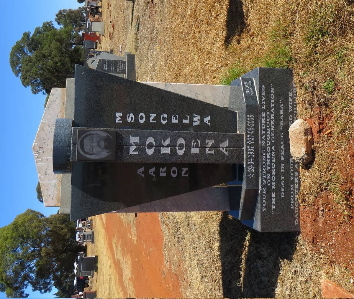 MOKOENA Aaron Msongelwa 1937-2005