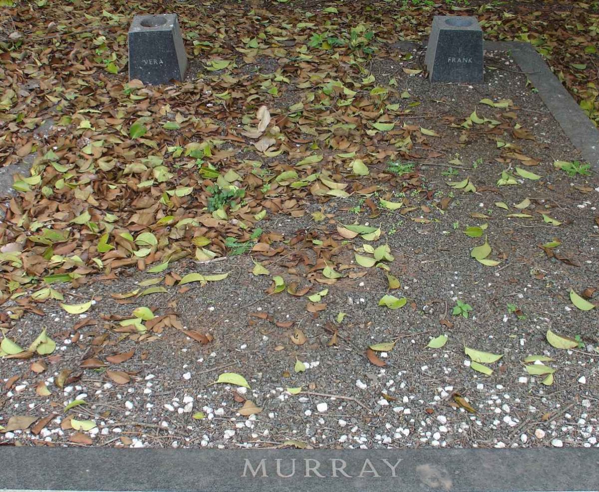 MURRAY Frank &amp; Vera