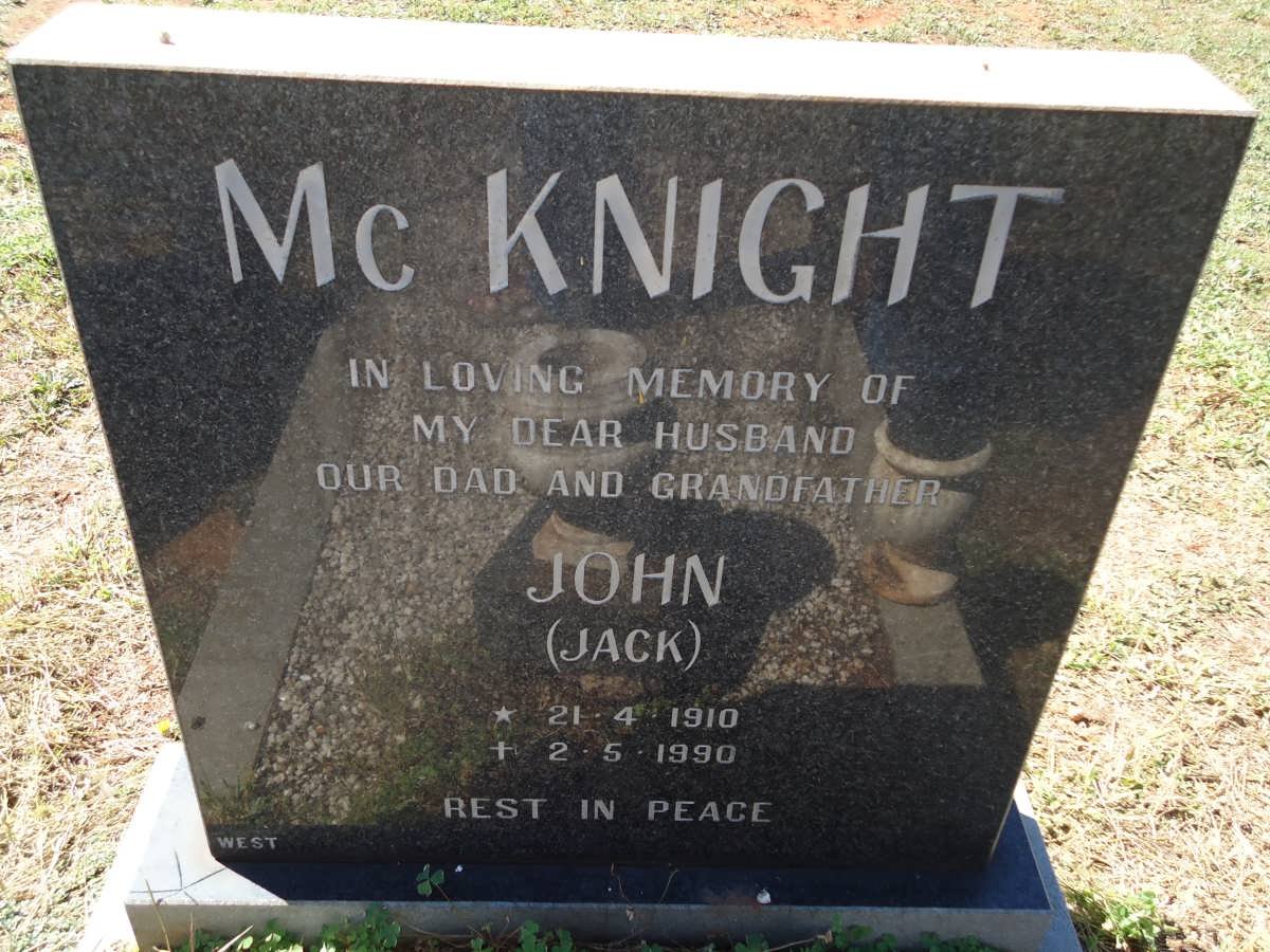 McKNIGHT John 1919-1990
