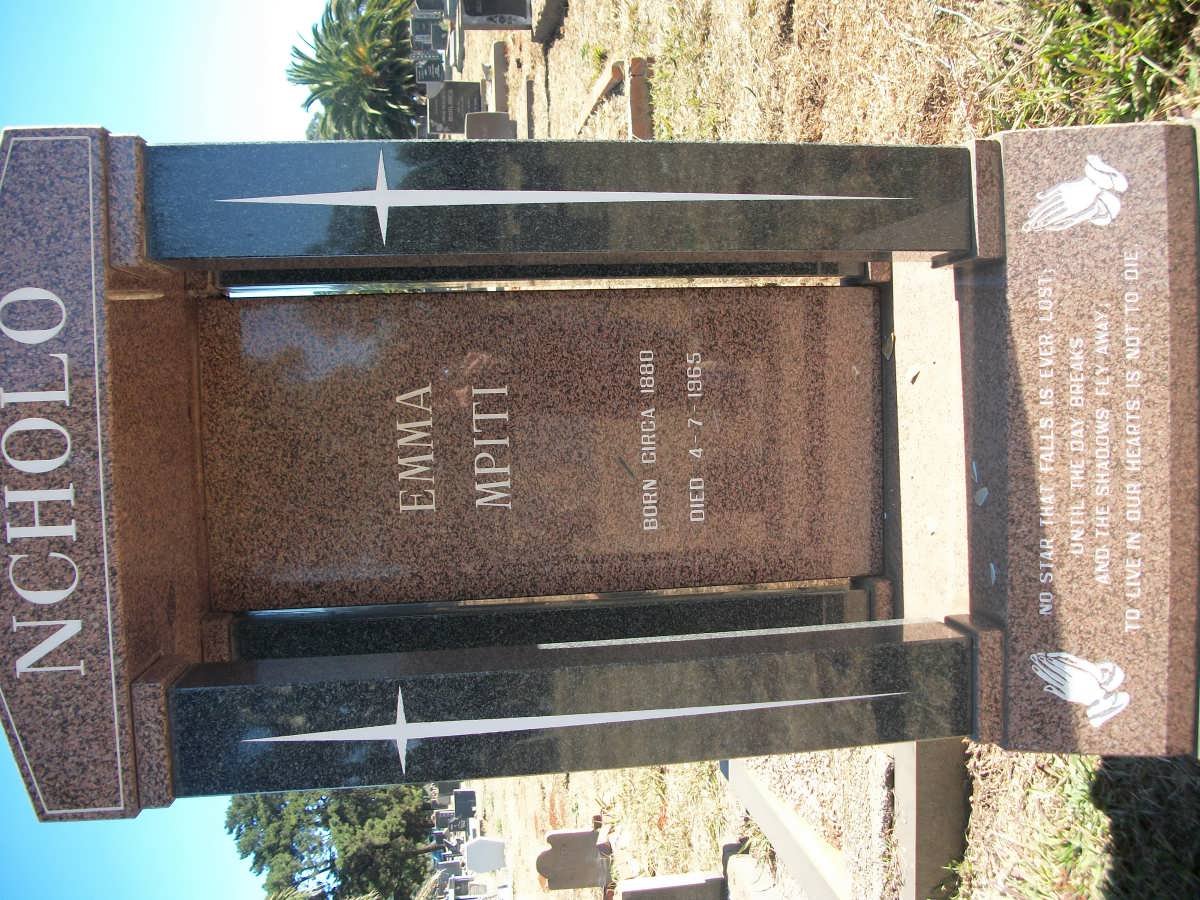 NCHOLO Emma Mpiti 1880-1965