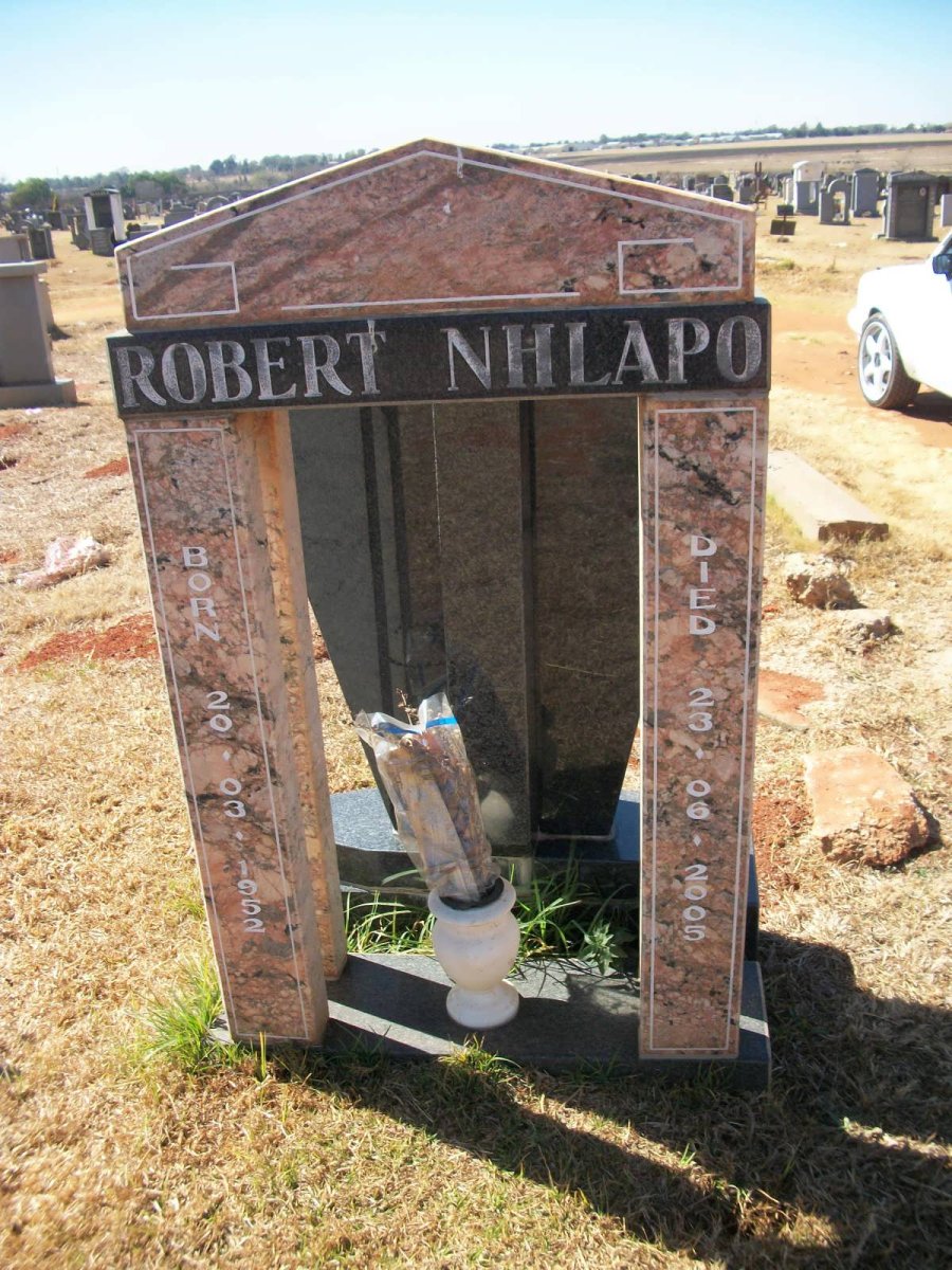 NHLAPO Robert 1952-2005