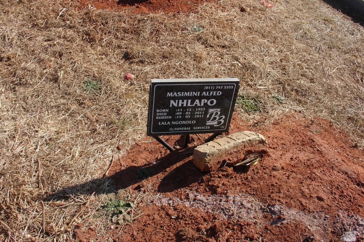 NHLAPO Masimini Alfred 1953-2011