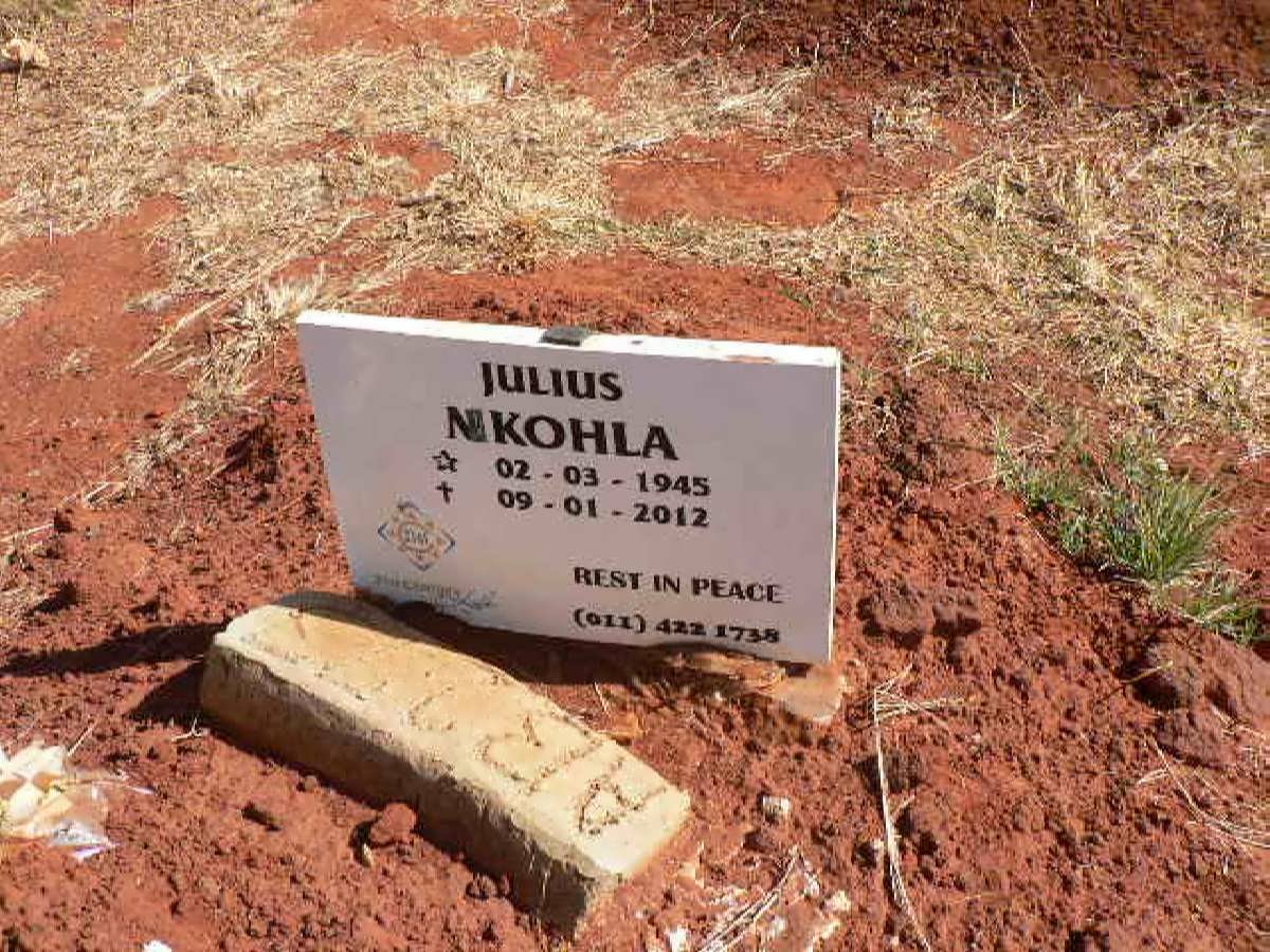 NKOHLA Julius 1945-2012