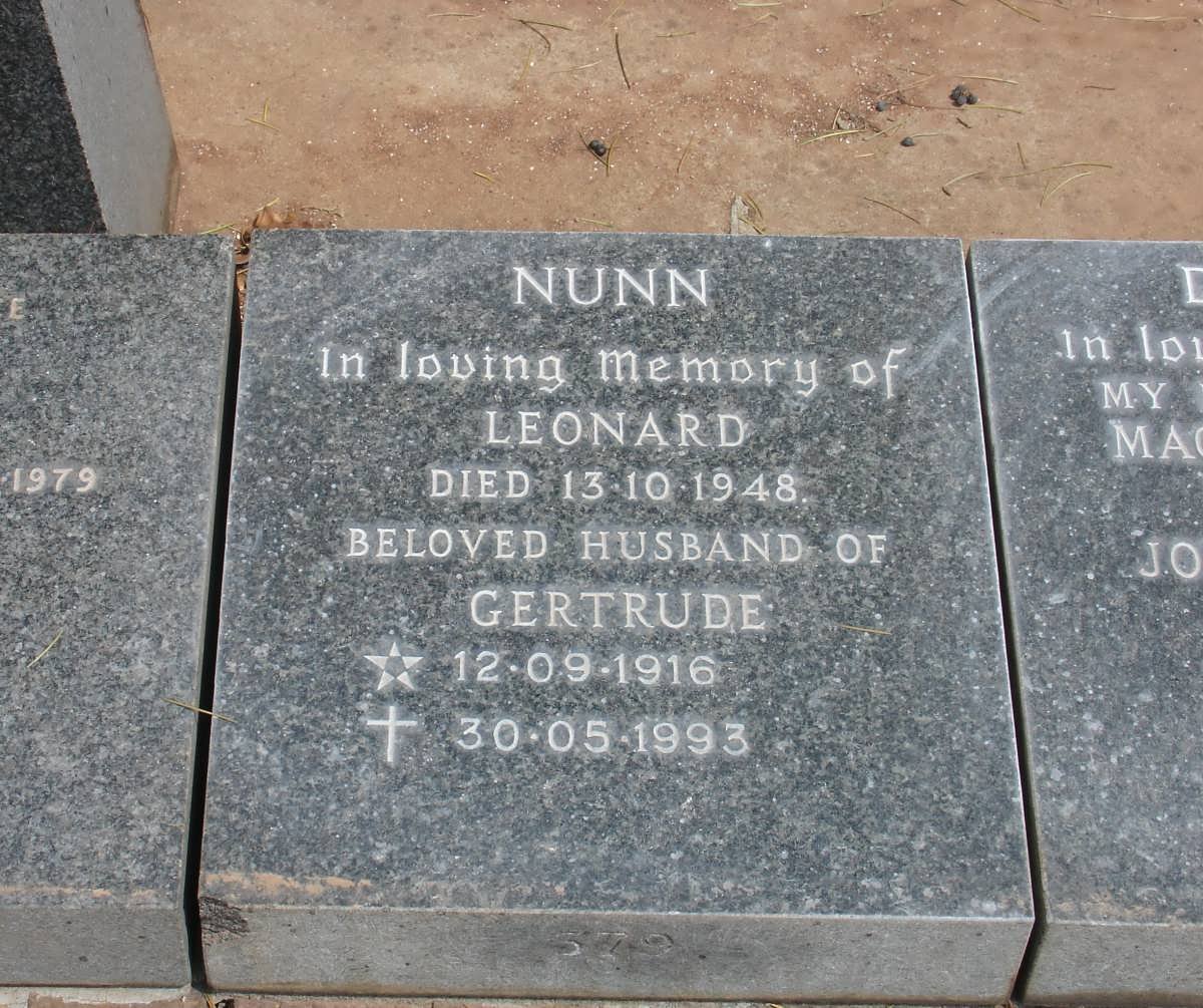 NUNN Leonard -1948 &amp; Gertrude 1916-1993