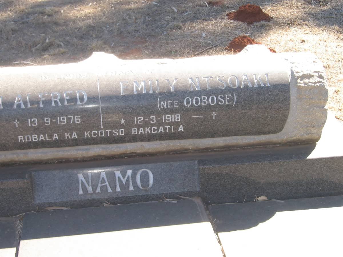 NAMO Makhudu Alfred 1914-1976 &amp; Emily Ntsoaki QOBOSE 1918-