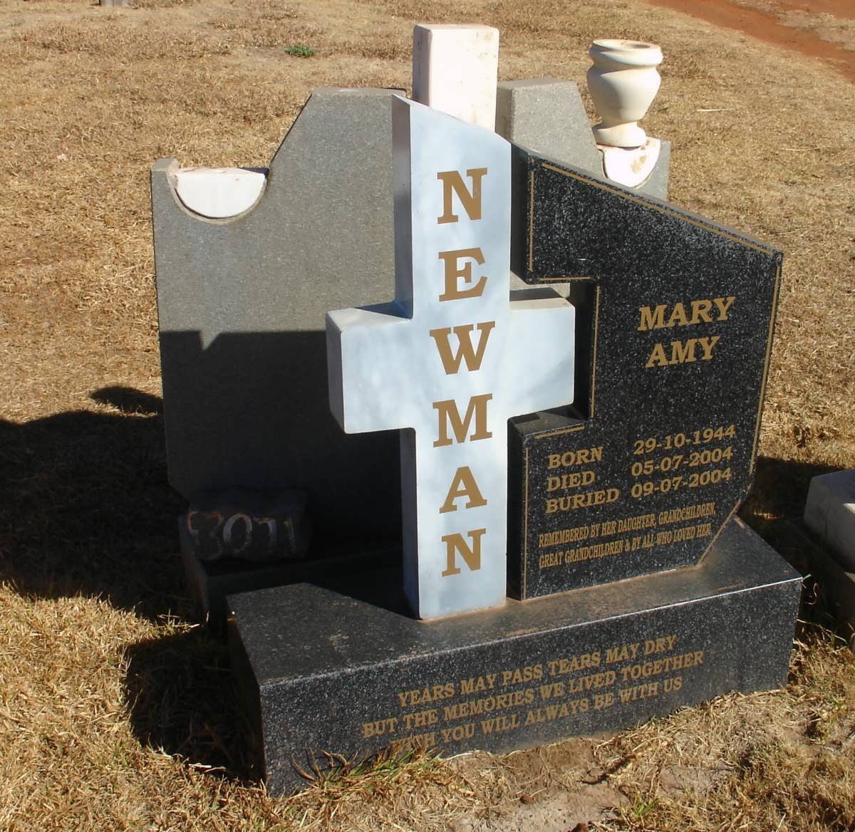 NEWMAN Mary Amy 1944-2004