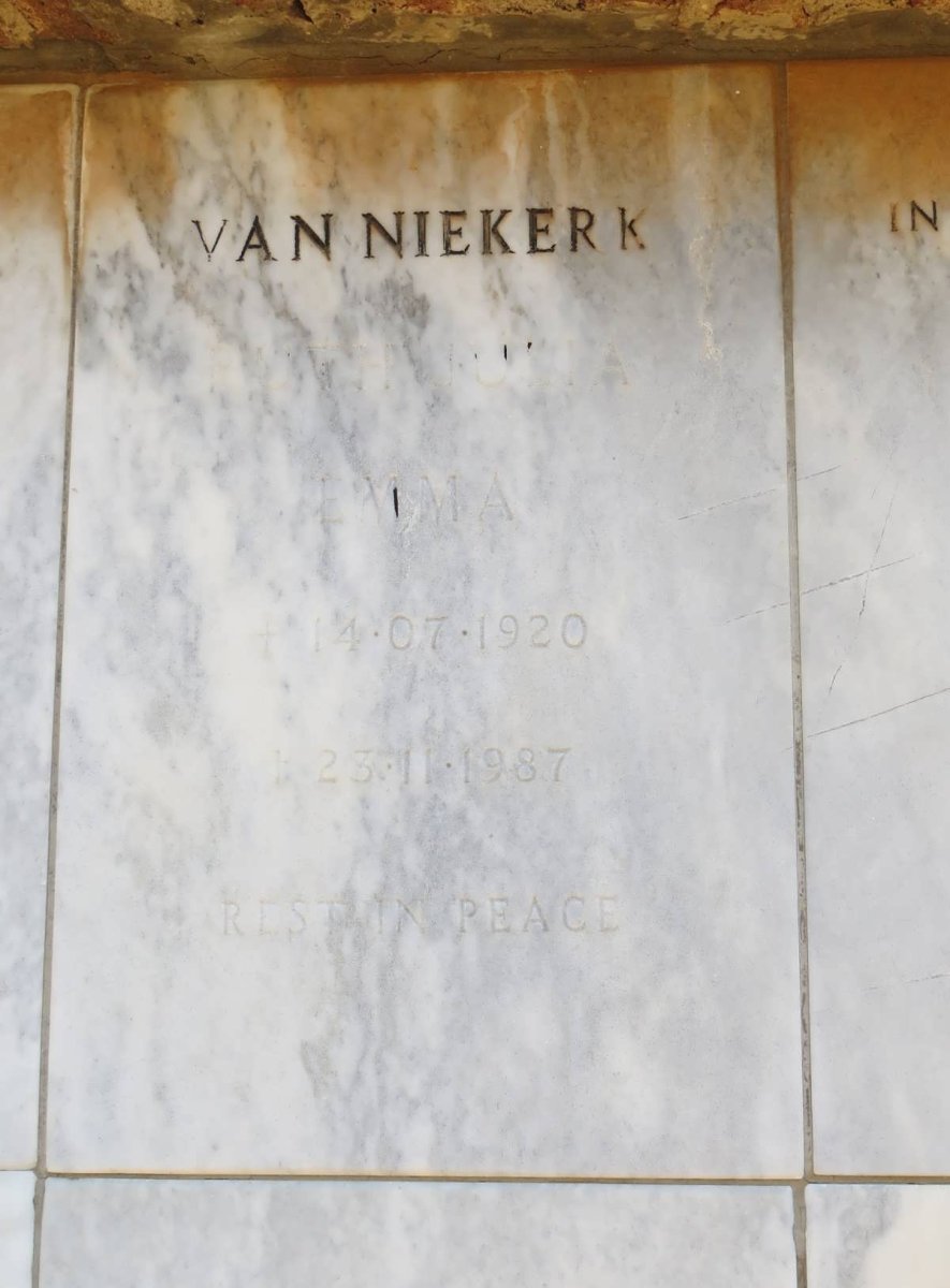 NIEKERK Ruth Julia Emma, van 1920-1987