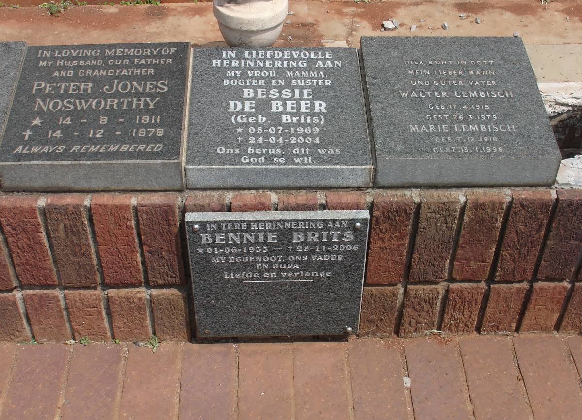 NOSWORTHY Peter Jones 1911-1978 :: DE BEER Bessie nee BRITS 1969-2004