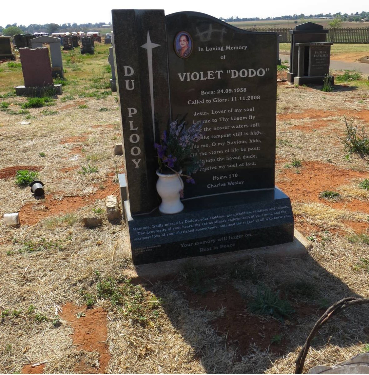 PLOOY Violet, du 1938-2008