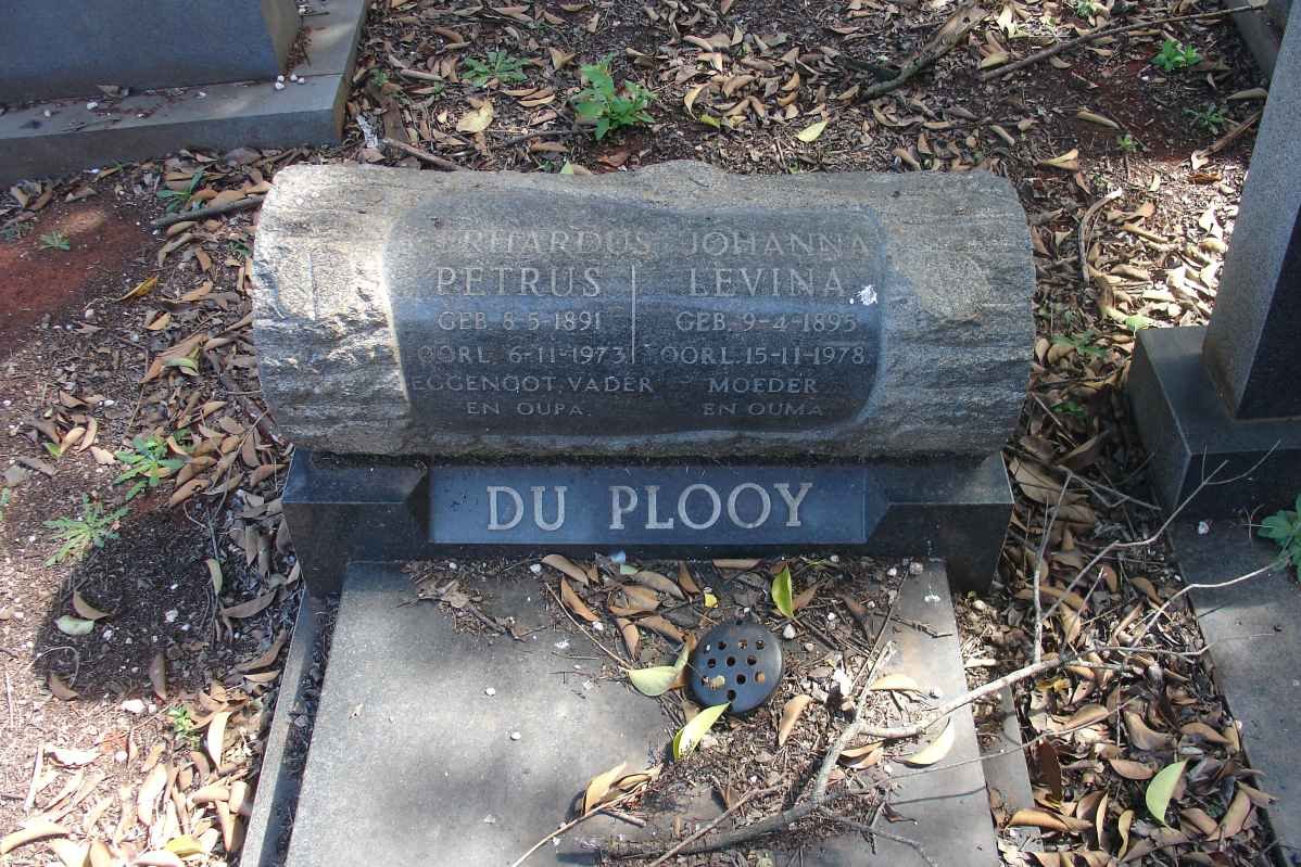 PLOOY Gerhardus Petrus, du 1891-1973 &amp; Johanna Levina 1895-1978