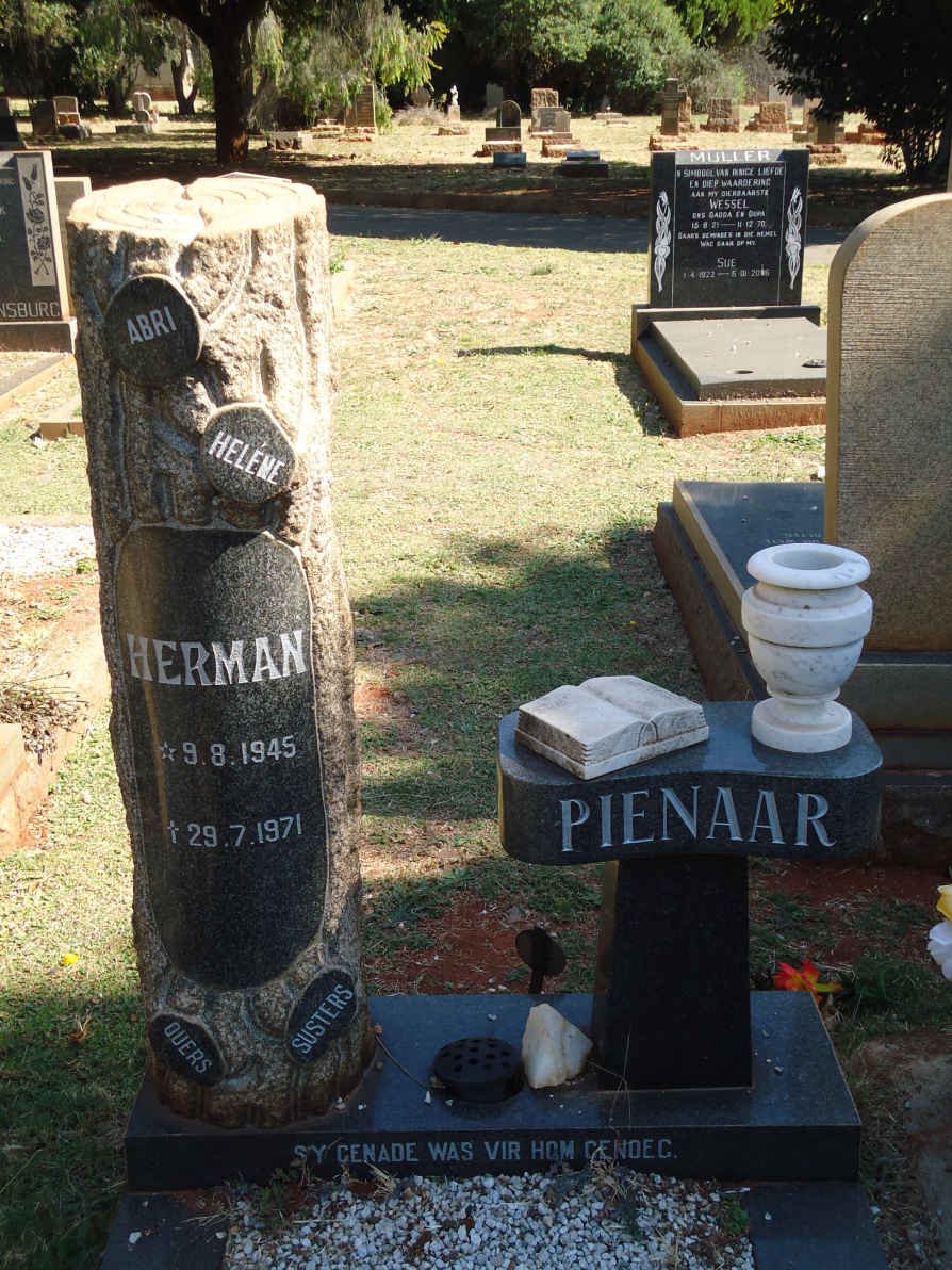 PIENAAR Herman 1945-1971