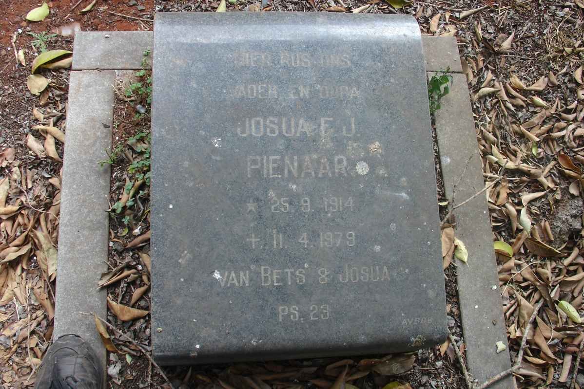 PIENAAR Josua E.J. 1914-1979