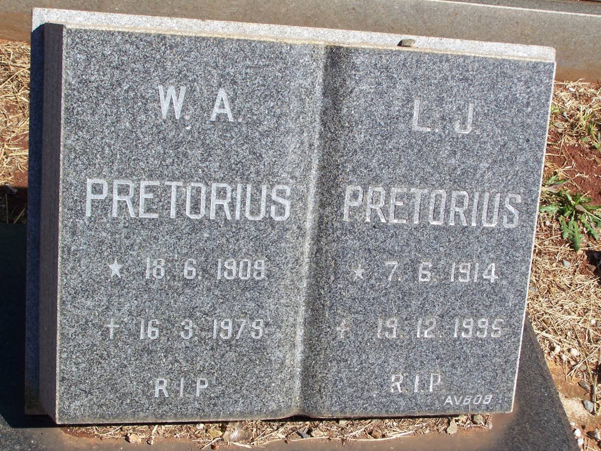PRETORIUS W.A. 1909-1979 &amp; L.J. 1914-1995