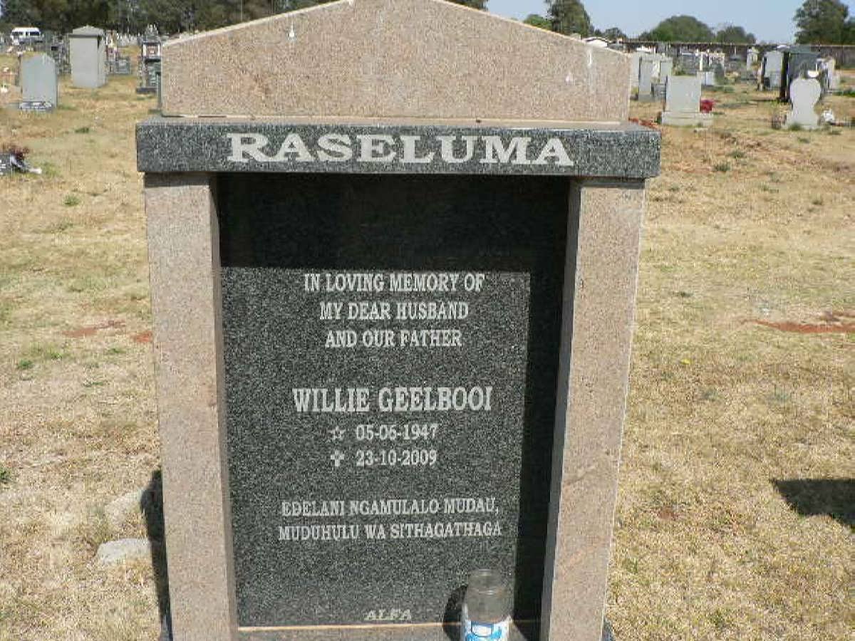 RASELUMA Willie Geelbooi 1947-2009