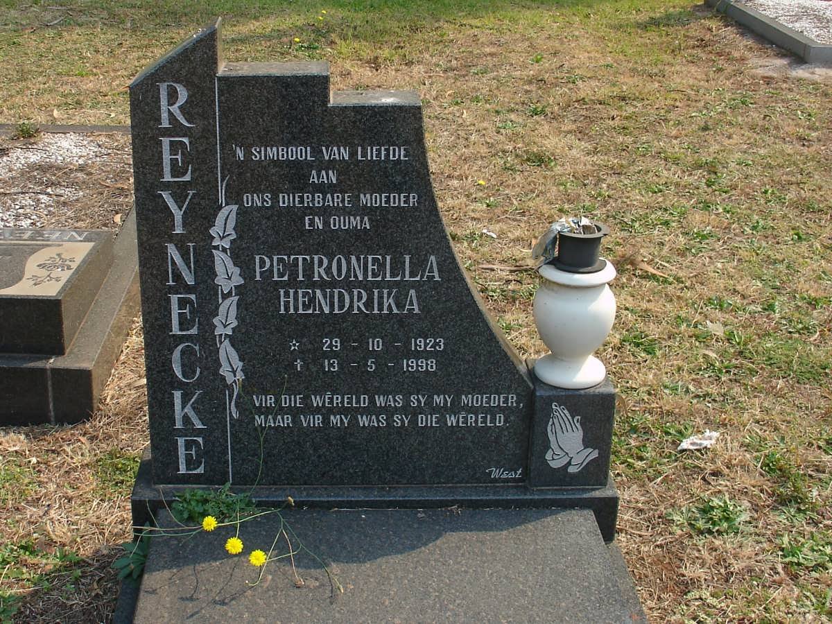 REYNECKE Petronella Hendrika 1923-1998