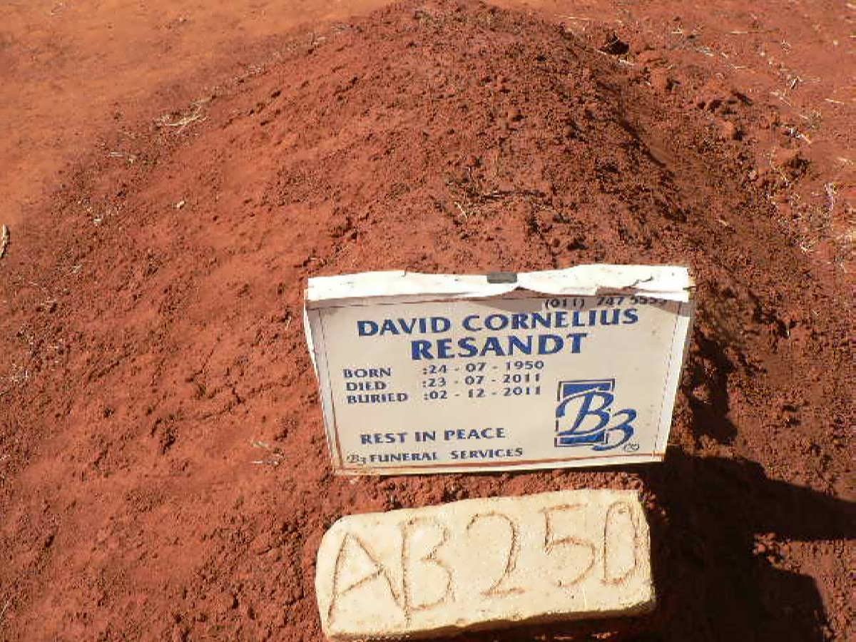 RESANDT David Cornelius 1950-2011