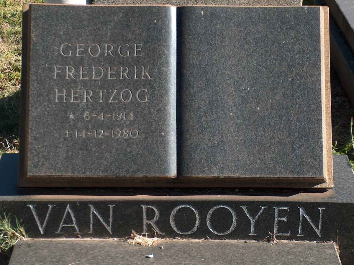 ROOYEN George Frederik Hertzog, van 1914-1980