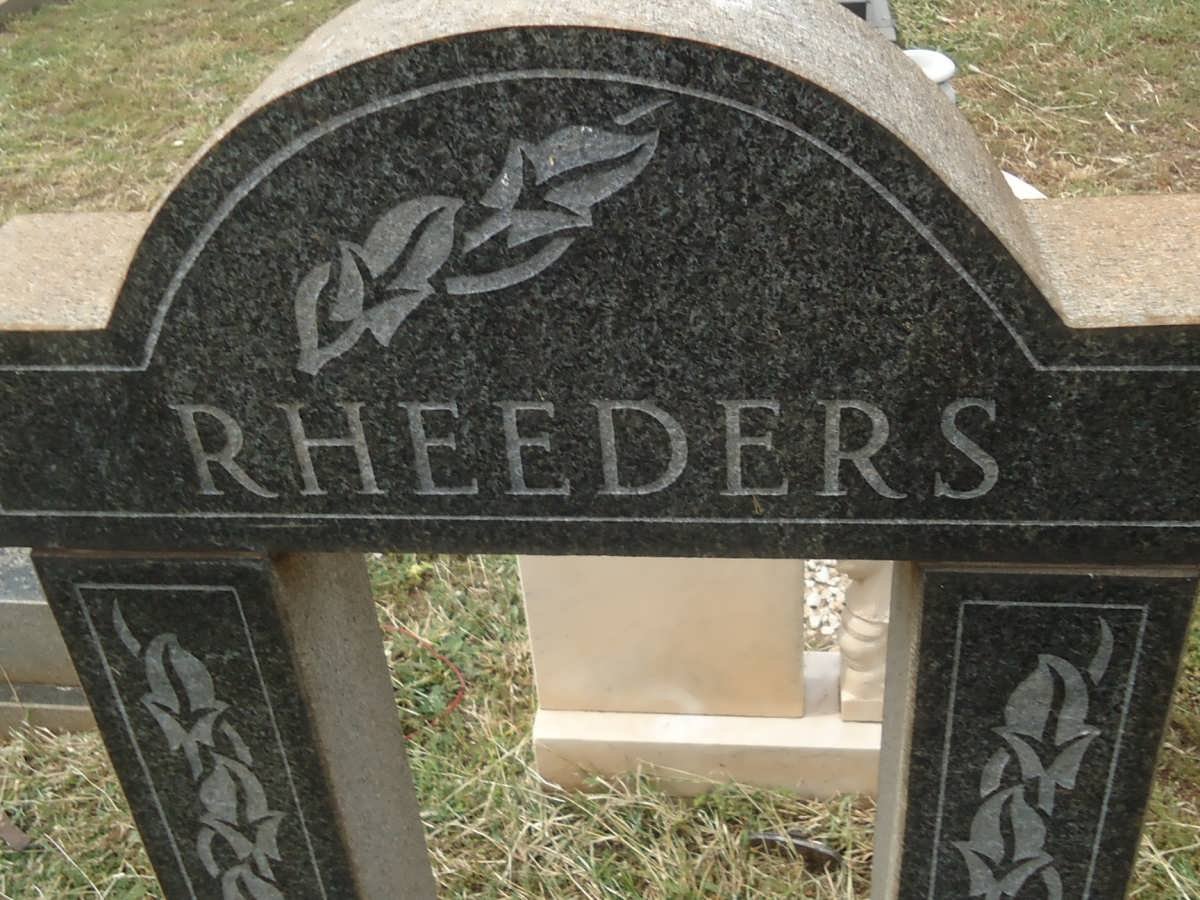 RHEEDERS Linda 1974-1975