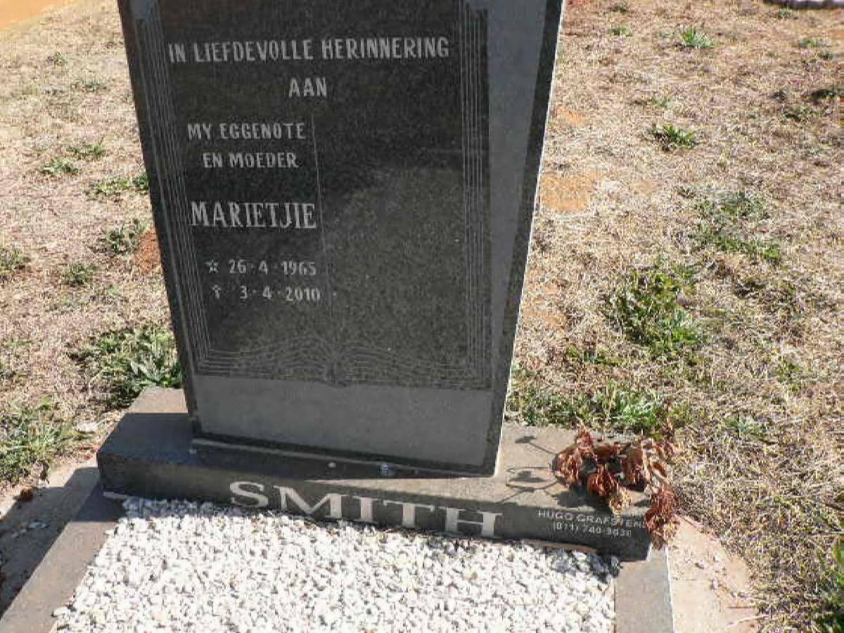 SMITH Marietjie 1965-2010