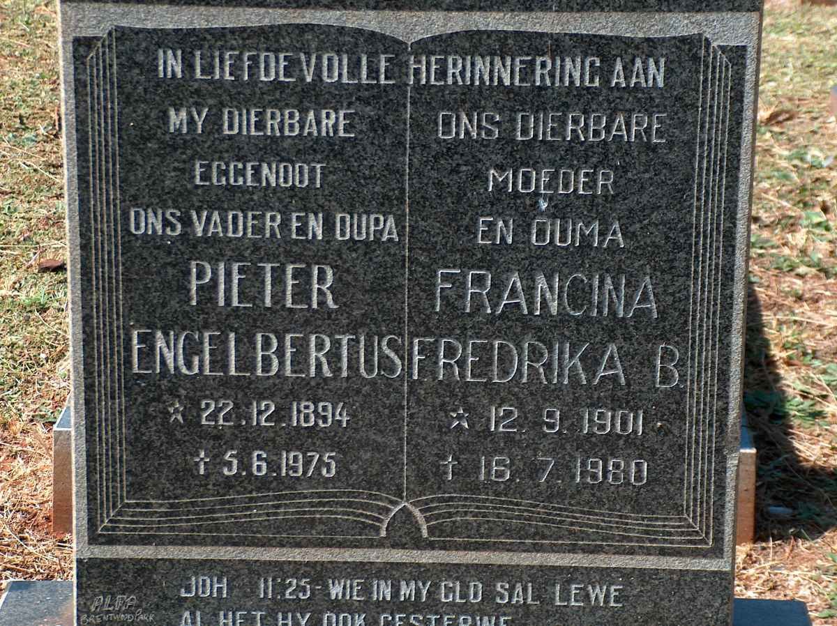 SMITH Pieter Engelbertus 1894-1975 &amp; Francina Fredrika B. 1901-1980