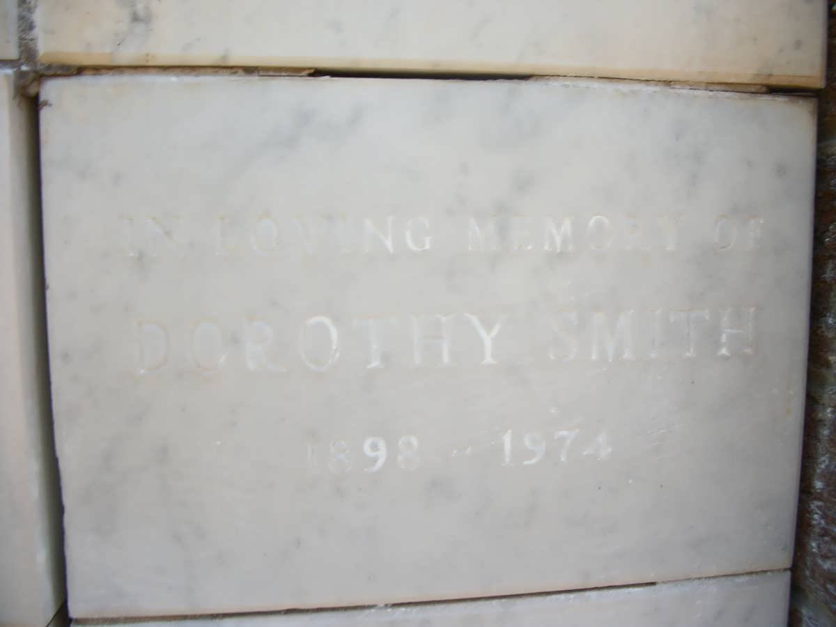 SMITH Dorothy 1898-1974