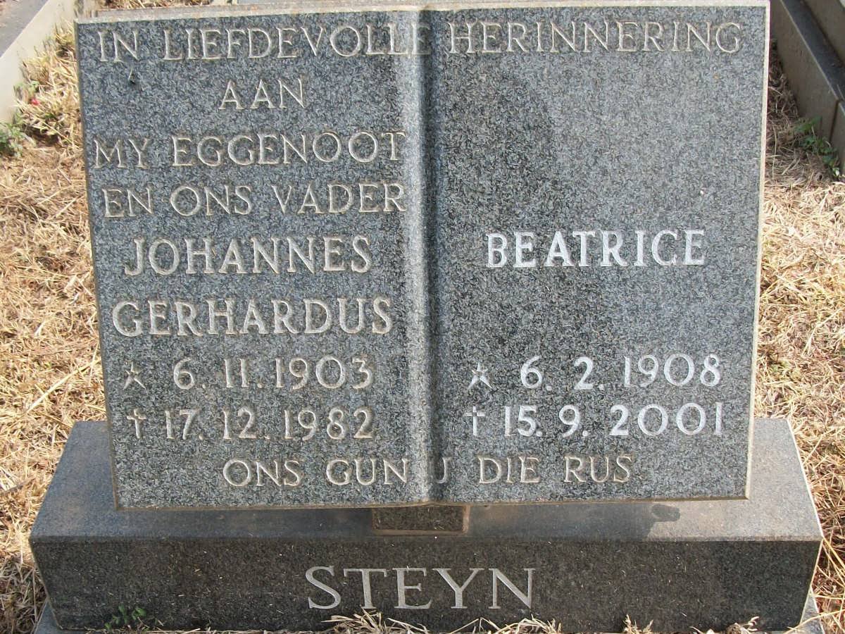 STEYN Johannes Gerhardus 1903-1982 &amp; Beatrice 1908-2001