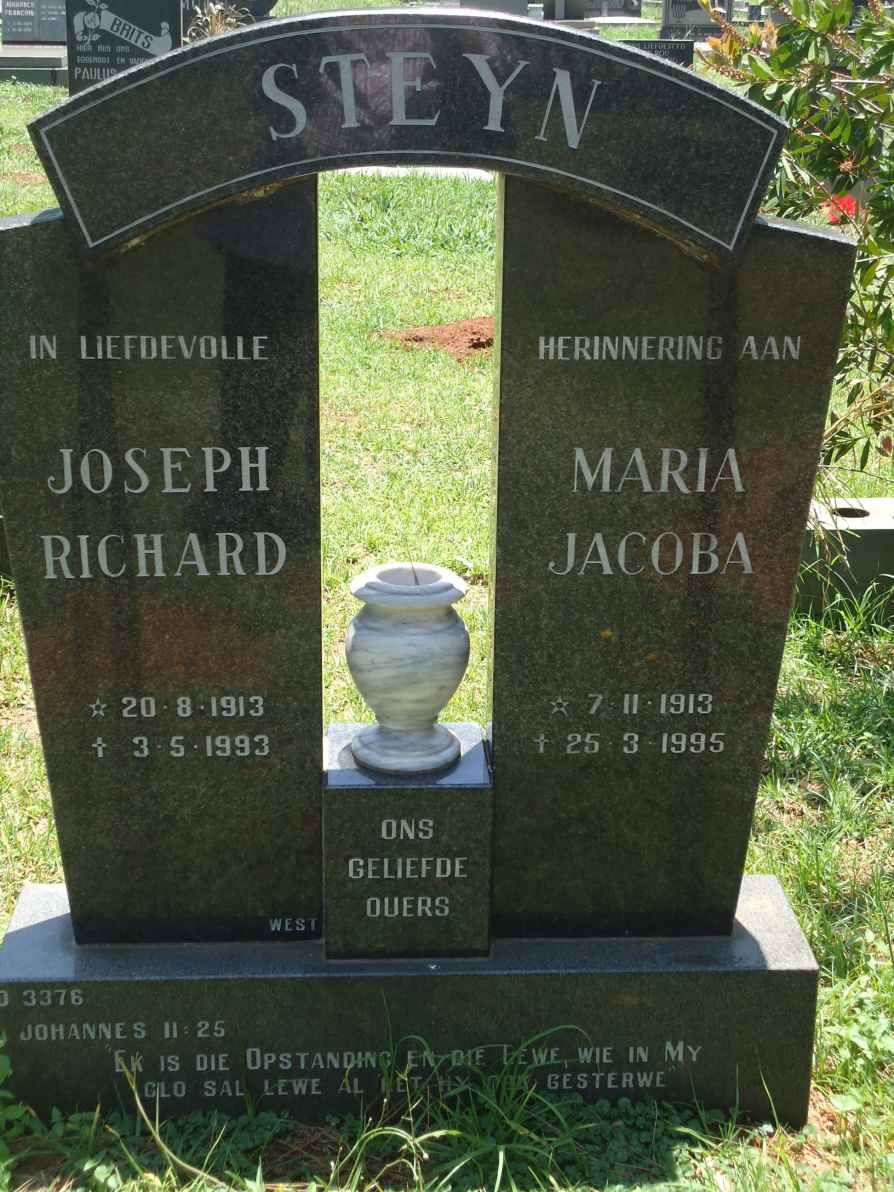 STEYN Joseph Richard 1913-1993 &amp; Maria Jacoba 1913-1995