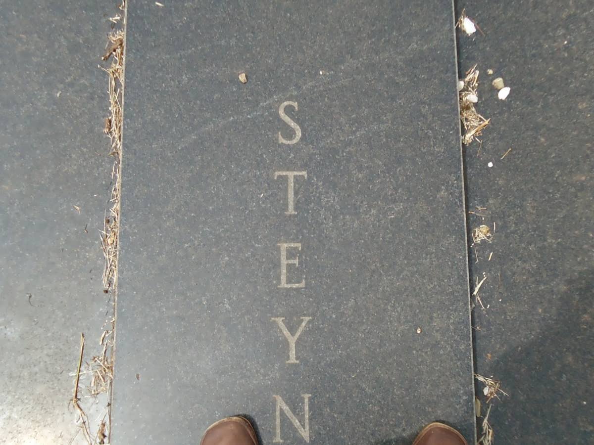 STEYN Lukas Cornelius 1915-1980 &amp; Anna Maria 1918-1993