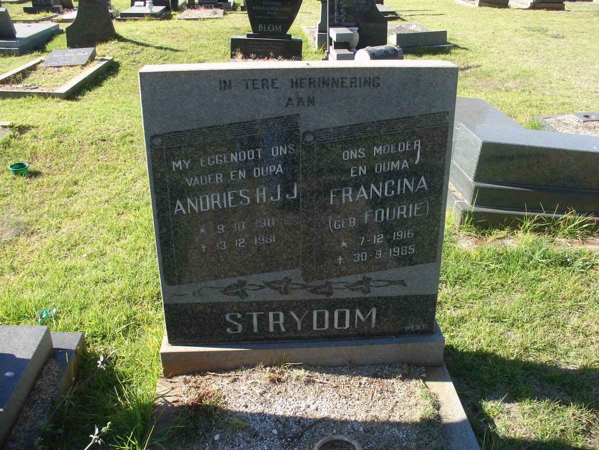 STRYDOM Andries H.J.J. 190?-1981 &amp; Francina FOURIE 1916-1985