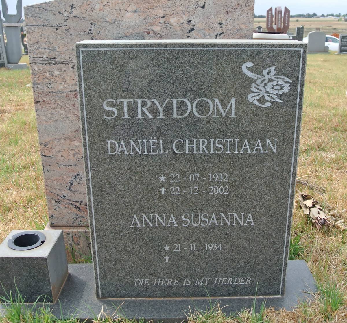 STRYDOM Daniël Christiaan 1932-2002 &amp; Anna Susanna 1934-
