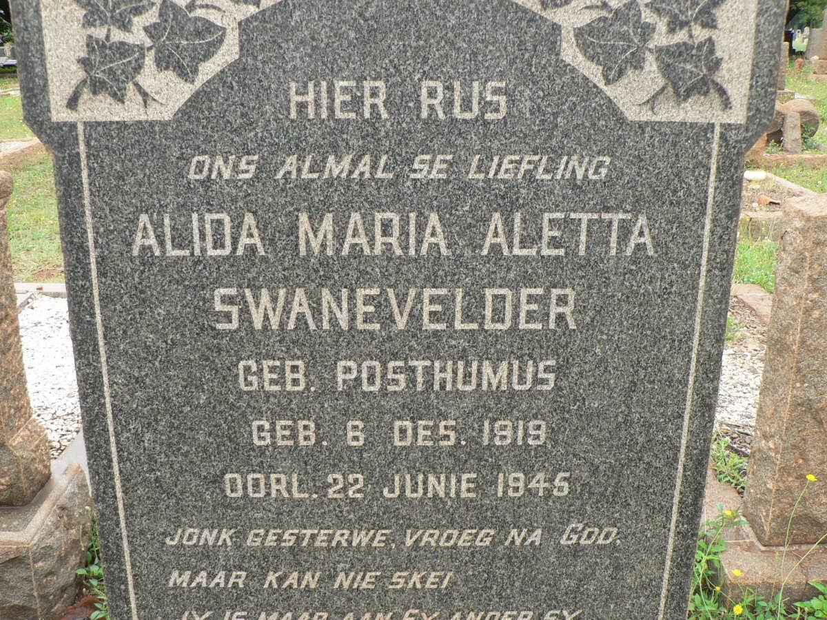 SWANEVELDER Alida Maria Aletta nee POSTHUMUS 1919-1945