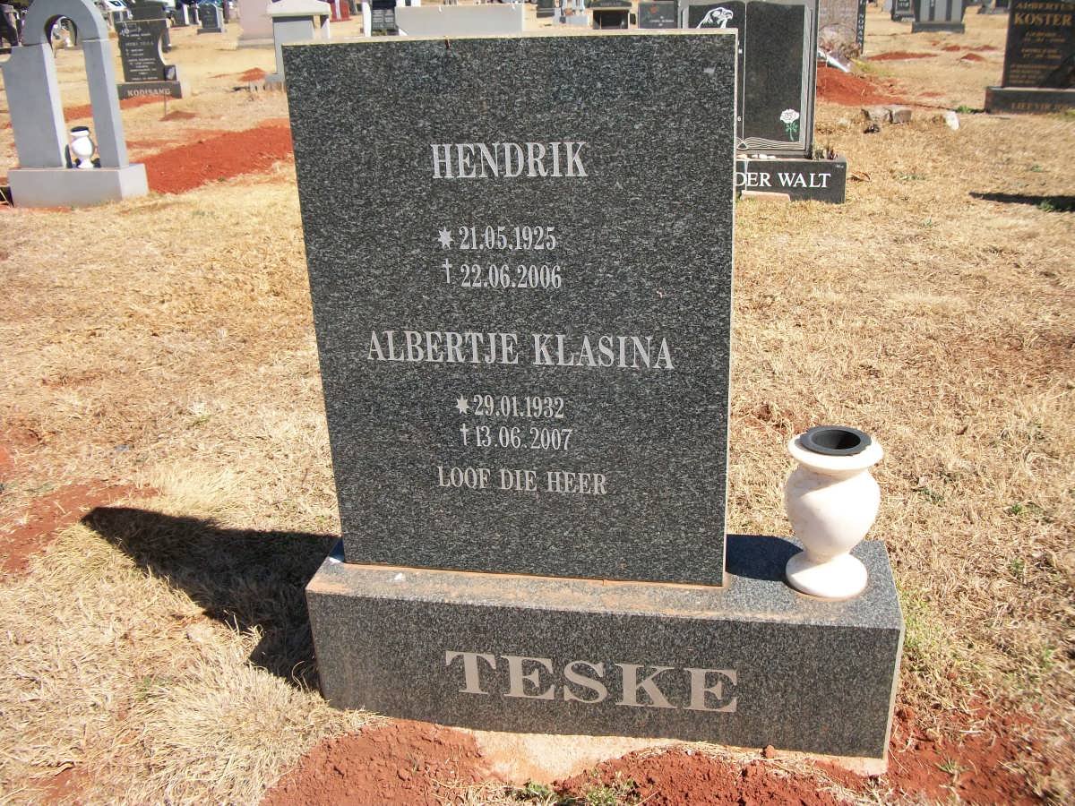 TESKE Hendrik 1925-2006 &amp; Albertje Klasina 1032-2007