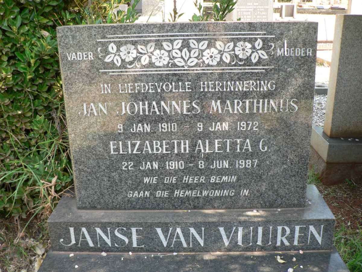 VUUREN Jan Johannes Marthinus, Janse van 1910-1972 &amp; Elizabeth Aletta G. 1910-1987